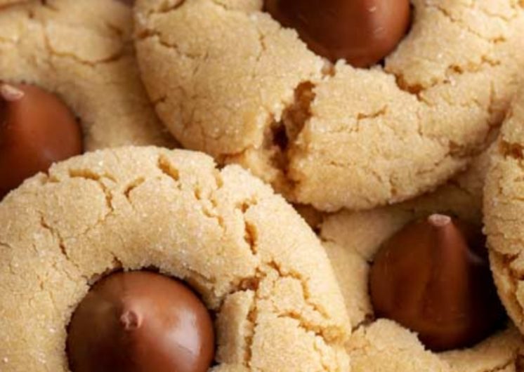 Four Ingredient Peanut Butter Cookie